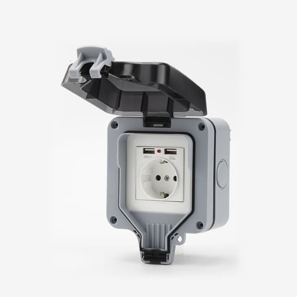 Vedenpitävä seinäpistorasia 2 USB-portilla, IP66, harmaa, ulkokäyttöön