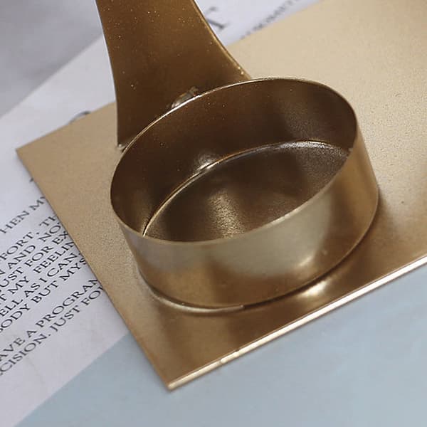 Lysestake i jern juledekorasjon, borddekorasjon, metallhåndverk, julepynt til hjemmet