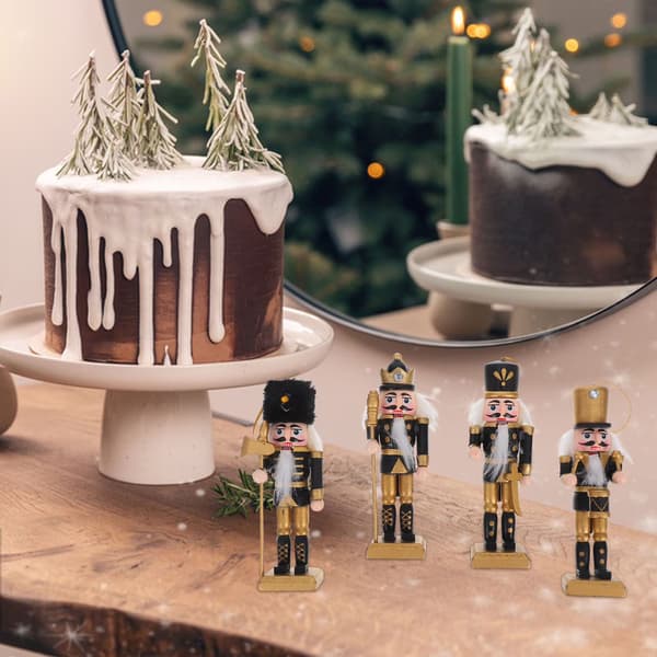 Nøtteknekkerpynt i tre, assorterte farger, juletrepynt, samlefigurer