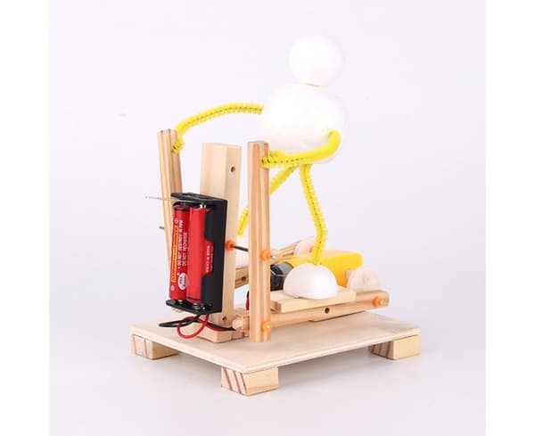 DIY Elektrisk tredemøllemaskinmodell for barn, skolevitenleke
