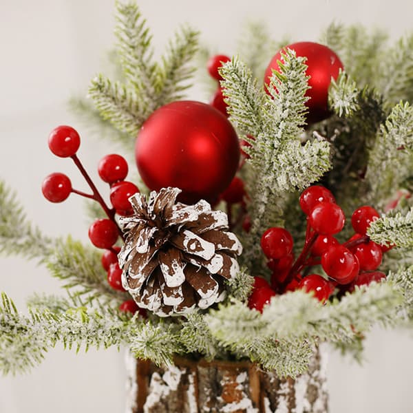 Mini julgran, flockad skrivbordsdekoration, liten julgran för hemmet