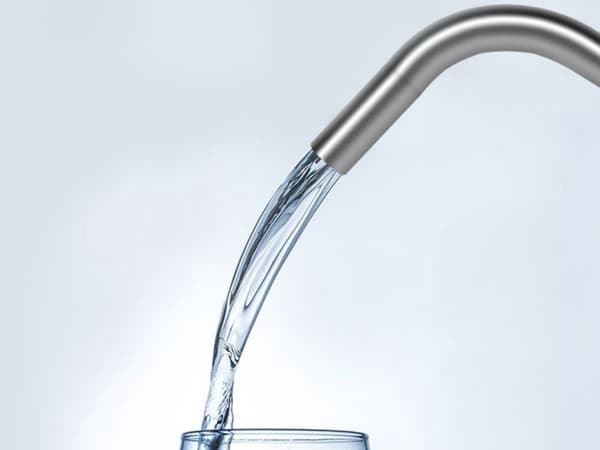 Automatisk Vattenpump Dispenser, Trådlös Batteridriven, Munstycke i Rostfritt Stål, för 5L-18.9L Flaskor