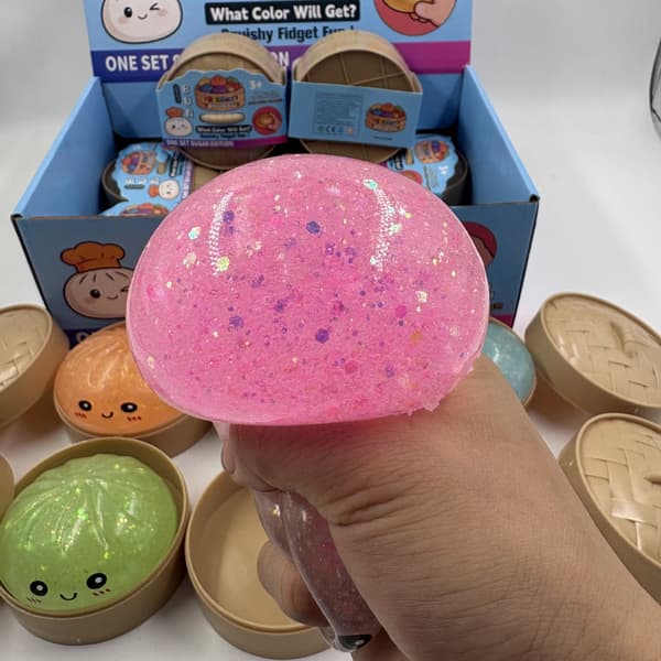 Glow Colour Expression Bun Squeeze Toy med ångkorg, långsamt stigande sensorisk leksak Glow Bun