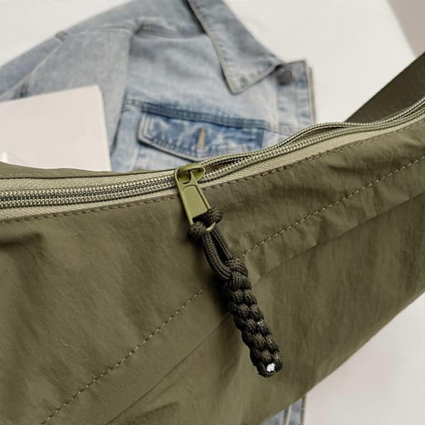 Crescent Väska Crossbody Väska Sling Väskor Plånböcker för Kvinnor Män Trendiga Slouchy Dumpling Väskor Halvmåneformad Axelväska brun Pink