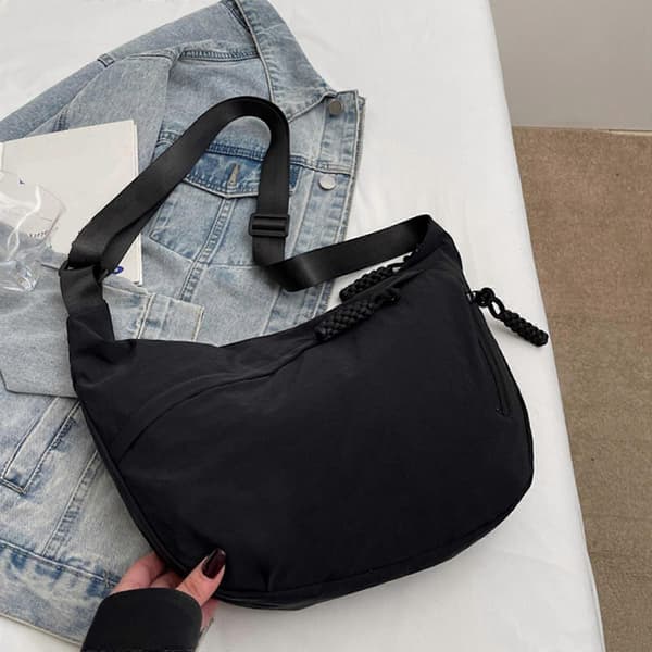 Crescent Väska Crossbody Väska Sling Väskor Plånböcker för Kvinnor Män Trendiga Slouchy Dumpling Väskor Halvmåneformad Axelväska brun Black