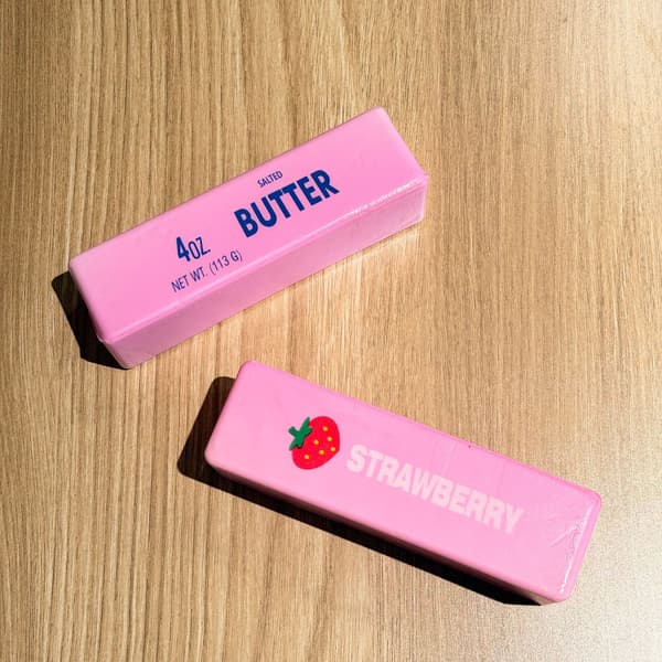 Smørbar Form Langsomt Stigende Klemmelegetøj til Sensorisk Håndleg Pink Small 14 cm Butter Stick
