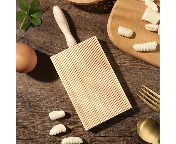 Nyt Bagebræt Blød Hold Stribet Formet Pasta