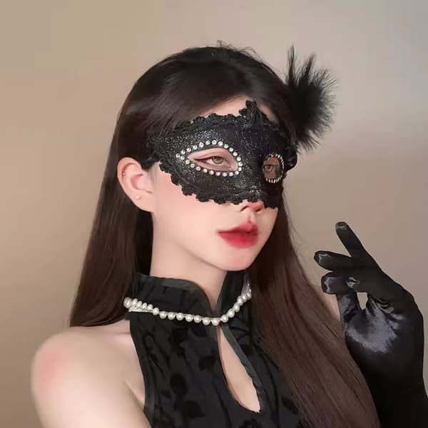 Svart Glitter Spets Fjäder Mask