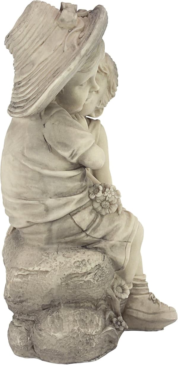 Lavere barn jente og gutt hageinnredningsstatue, 8,5*13*9cm, poly