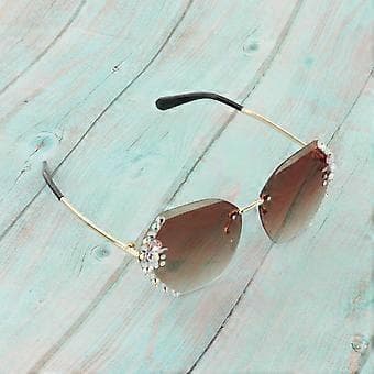 Solglasögon för kvinnor, skurna linser, strass, modeaccessoar, brun