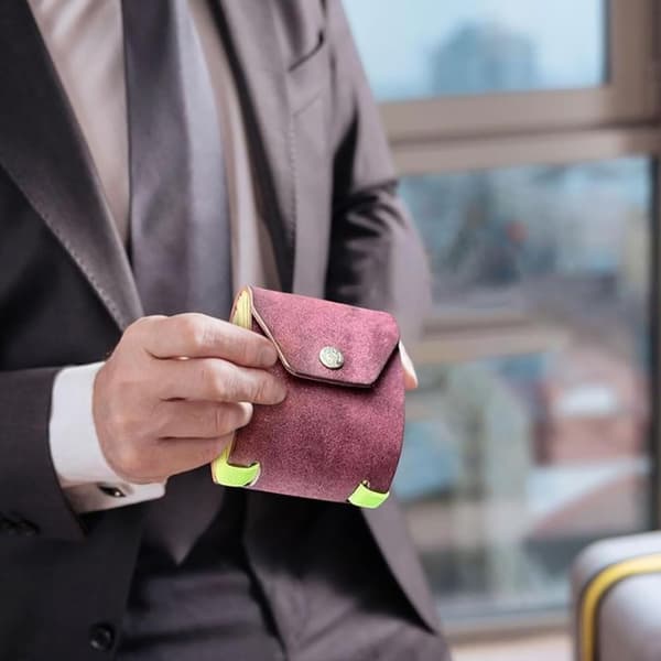 Cash Wrap Wallet: En läderplånbok för snabb åtkomst och förvaring av kontanter