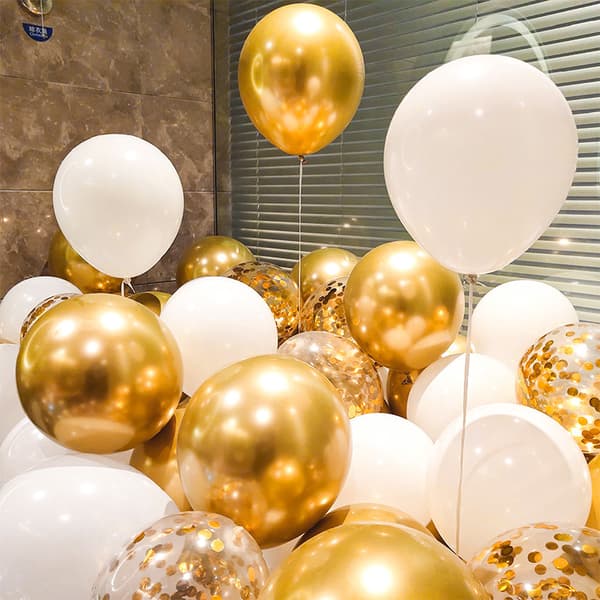 Vit + Metallisk Guld + Glitterguld: Set med 30 ballonger