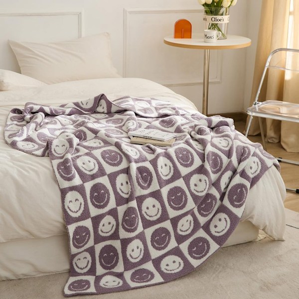 Ultramjuk Mysig Glad Leende Ansikte Rutig Stickad Pläd Filt Fluffig Mikrofiber Schackbrädes Filt Lättviktig Filt på Båda Sidor purple
