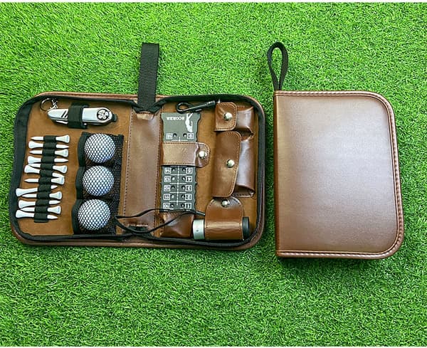 Brun golfbag (tillbehör ingår ej) – En bekväm, mångsidig och rymlig läderväska