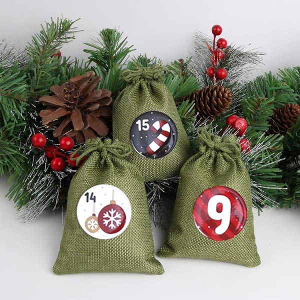 2 sett julekalender 1-24 tallknapper for å lage julekalender, for barn tenåringer kvinner