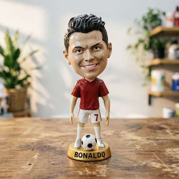 6,5 x 7 x 19,5 cm 2026 VM Fodboldstjerne Chibi Bobblehead