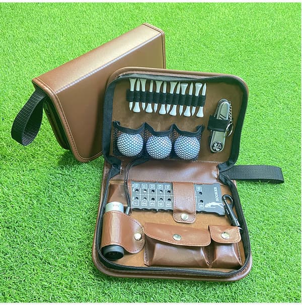 Brun golfbag (tillbehör ingår ej) – En bekväm, mångsidig och rymlig läderväska