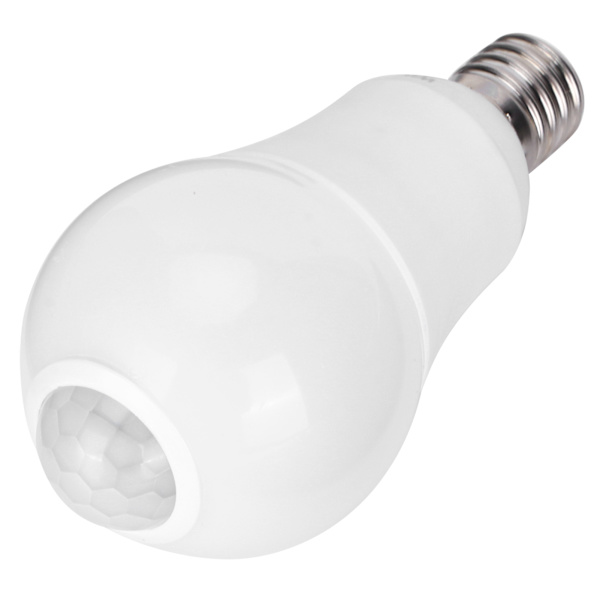 E17 Infraröd Induktion Mänsklig Sensor Glödlampa 5W LED-lampa för Korridor Balkong 100265V(Vitt ljus 5800K )