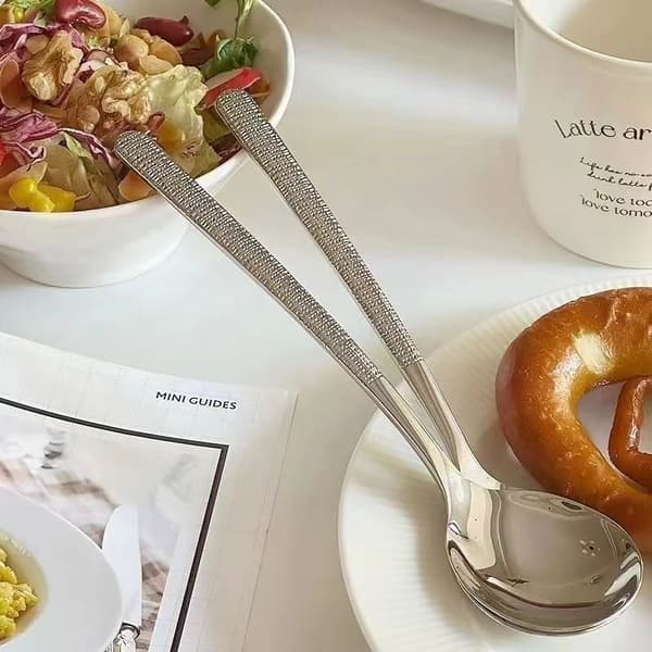 Sæt med 3 hamret-teksturerede, langskaftede runde skeer i rustfrit stål – fortykkede skeer til hjemmebrug, ideelle til ris og suppe, voksenstørrelse