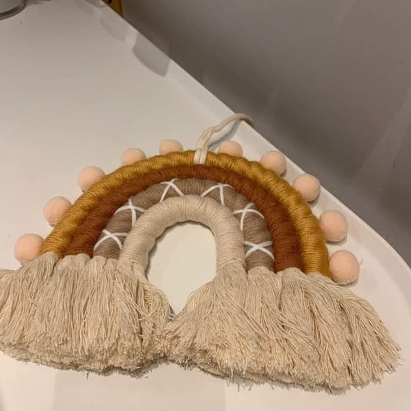 Vægtæppe til børneværelset, Macrame vægdekoration - Regnbue, Po