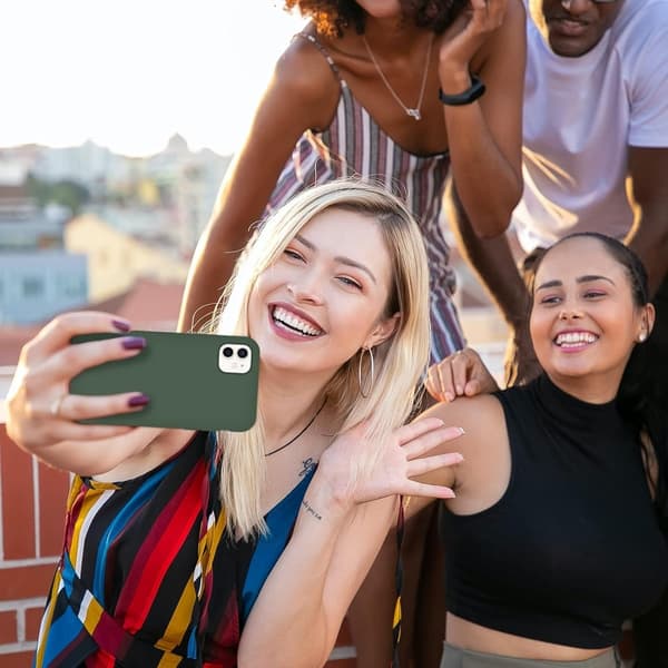 iPhone 11 - Kumipäällysteinen iskunkestävä silikonikotelo vihreä vihreä