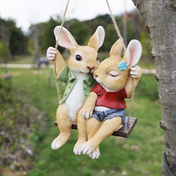 Svingende Kaninpar Statue, Harpiksfigur, Dyreskulptur til
