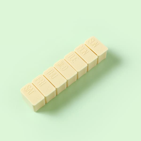 1 st låda med 7 fack (veckolåda) Medicinlåda Beige