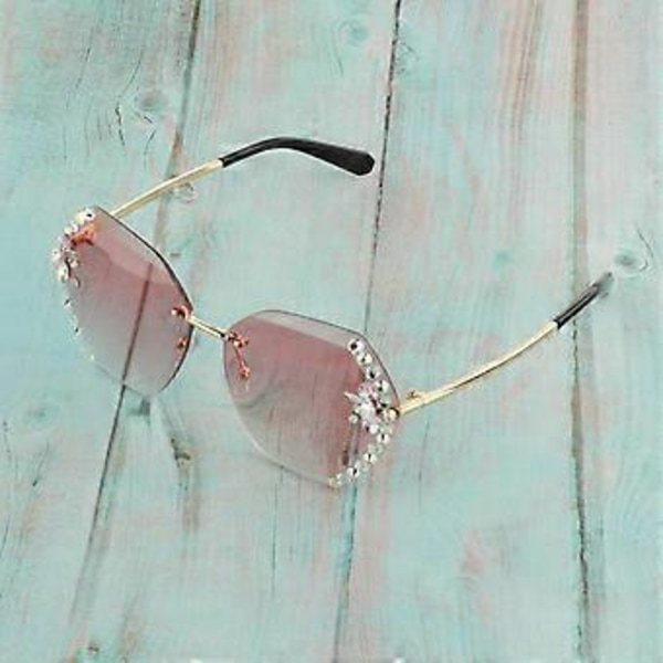 Solglasögon för kvinnor, skurna linser, strass, modeaccessoar, rosa
