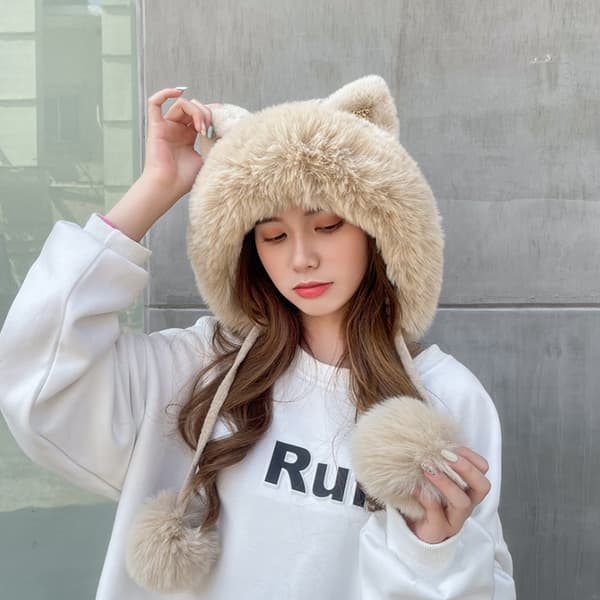 Vintermössor Söt Stickad Mössa Rysk Päls Virkad Mössa Slouchy Beanies med Pom Pom Varm Luddig Snömössa Trappermössa för Kvinnor Beige