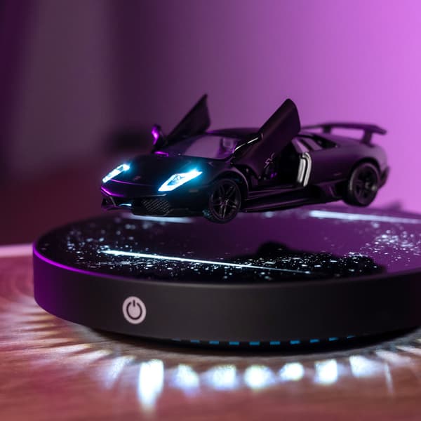 1:36 Skala Magnetisk Levitation Trykstøbt Modelbil med LED-lys