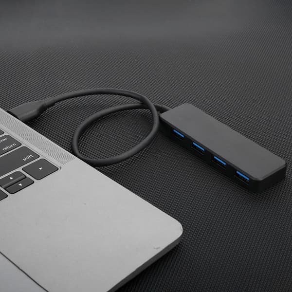 Bärbar Datahubb 4 Port USB 3.0 Splitter Höghastighetsöverföring Plug And Play Multifunktionell Hubb För Laptop Macbook Surface Pro Aluminiumlegering