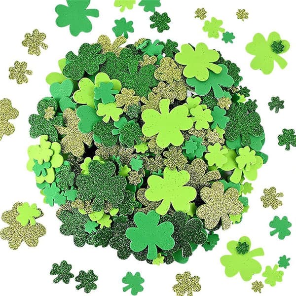 100 stk. St. Patrick's Day veggdekor klistremerke kløver