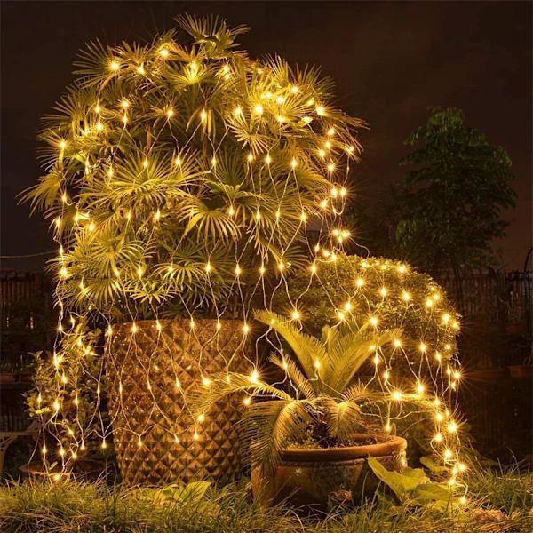 2Mx2M 4Mx6M LED utomhus fiskenät Gardin Mesh Fairy Lights Trädgårdsdekoration nyår utomhus gata Garland julbelysning Lila