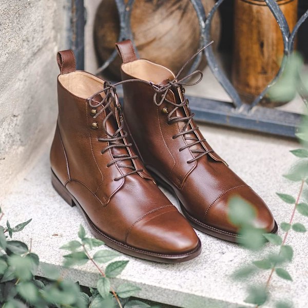 Vahatut pyöreät nauhat 3/32\" miesten ja naisten kenkiin - Tummanruskea, 54\" - 3 paria Dark Brown 54"-3 Pairs