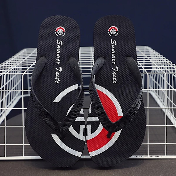 2022 Nye Flip Flops Tøfler Mænd Sommer Anti-Skid Udendørs Korea Casual Light Strand Sandaler Husholdning Slipper Studenter Billeder sort M 42-43 275mm