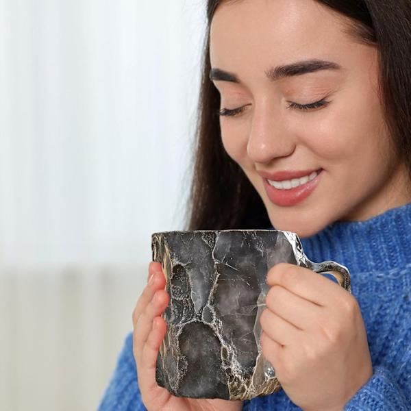 Elegante Mineral Krystall Kaffe Krus, 11 Oz Dekorative Krus med Håndtak Black