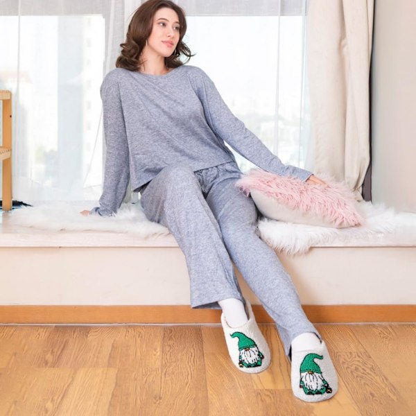 Koselige Julesko for Kvinner og Menn, Elgdesign Green Dwarf I 42/43 EU