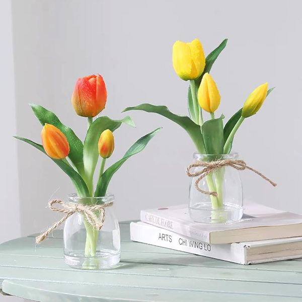 Orange Tulipaner i Glasvase med Kunstigt Vand, Blomsterarrangement til Hjemmet og Festdekoration Orange