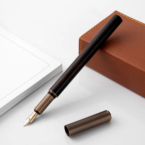 Lyx Retro Trä Brons Fontänpenna Kontor Företag Skrivning Konst Kalligrafi Bläckpennor 0.5Mm Skola Student Brevpapper Gåvor Lila Sandelträ