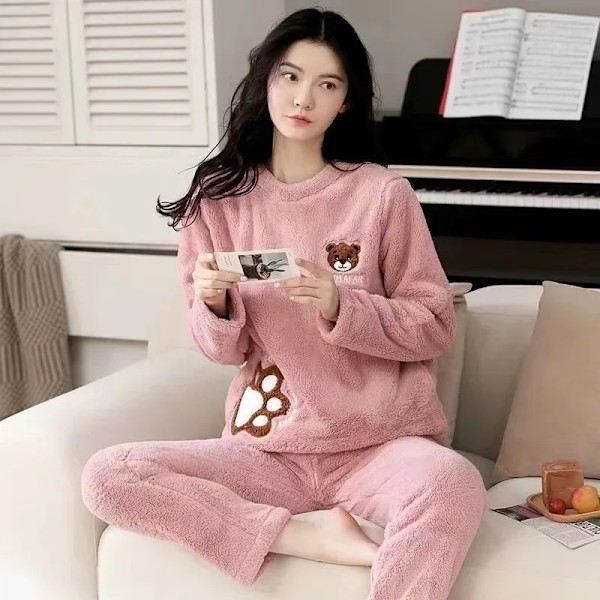 Gränsöverskridande höst vinter flanell förtjockade kvinnors söta tecknade casual långärmad pullover pyjamas set hem kläder ins 13.6 rosa bollar XL