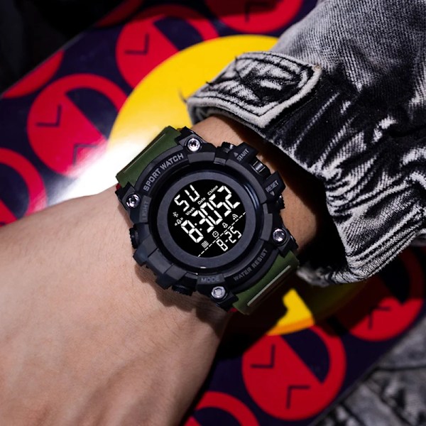Sport Watch Multifunktion Militär Watch Vækkeur Stor urskive Digitale ure Vandtæt elektronisk armbåndsur Sort