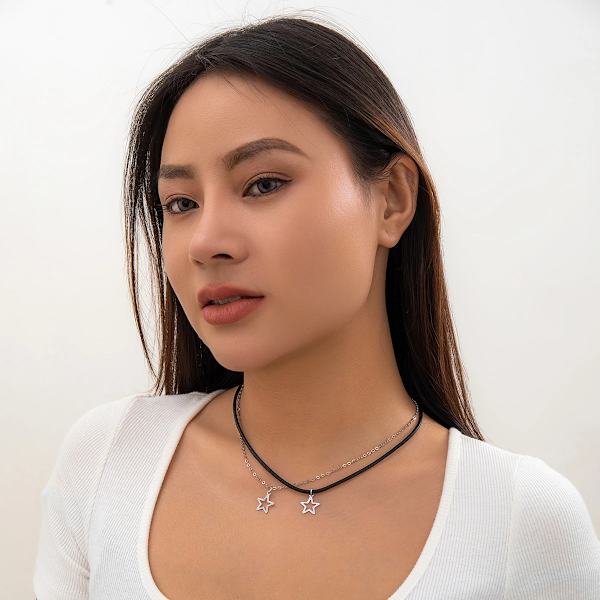 Ingemark 2 stk enkle hule stjerneanheng choker halskjede for kvinner trendy goth PU skinnkjede estetiske smykker tilbehør sett
