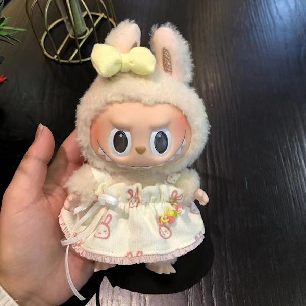 (Endast kläder) 17 cm hängande blind box Labu dockkläder Labubu
