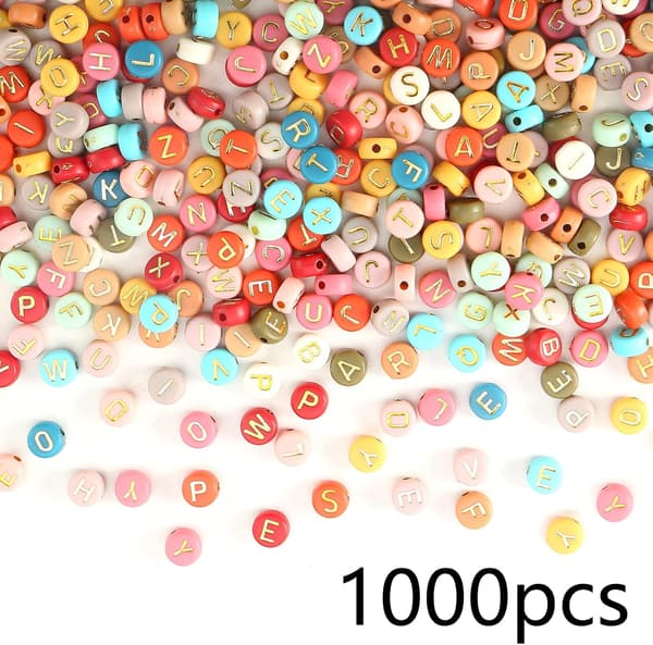 1000 alfabetpärlor, akrylpärlor, 4x7 mm guldalfabet A-Z_max