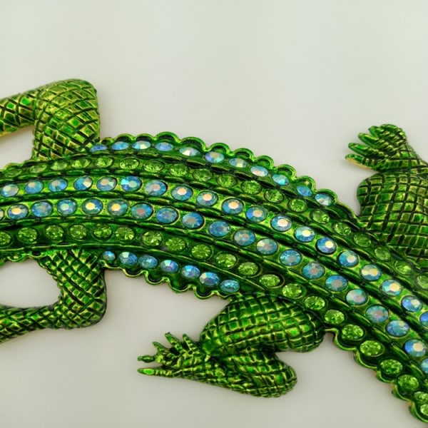 Krokodilhänge Halsband Nyckelbenskedja grön