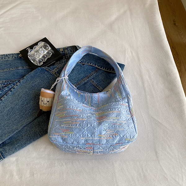 Sommar Stor Väska Dam 2024 Nytt Mode Populär En Axel Väska Stor Kapacitet Klass Pendling Crossbody Dumpling Väskan Gul Med Hänge