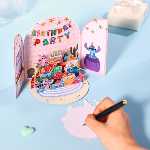 Stitch juhlii syntymäpäivää onnittelukortti luova pariovinen pop up 3D-kortti Boojiboo & Angel syntymäpäiväkortti syntymäpäivälahjat HJL-039