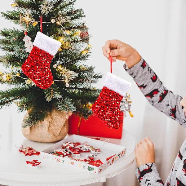 Julstrumpa | Glittrig julstrumpa | Juldekoration | Julstrumpor | Heminredning | Hållare för barn julstrumpor | Glittrande julstrumpa till jul Röd