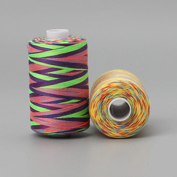 300/1000Yards Regnbue Polyester Sytråd Polyester Tråd Hånd Sting Afsnit Dyb Til Nåle- Og Maskinsyning. Type 6 1000Yards