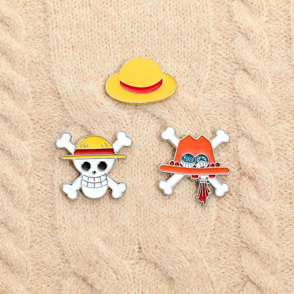 En bit tecknad brosch anime actionfigur Luffy Zoro Sanji stift emalj smycken ryggsäck kläder broche barn födelsedagspresent imitation rodiumpläterad
